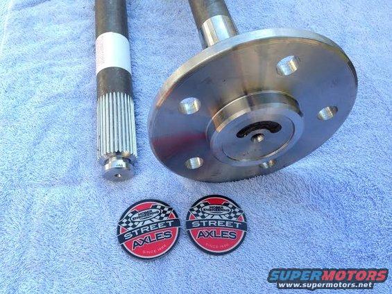Rear axle and hub assembly with two "Street Axles" decals