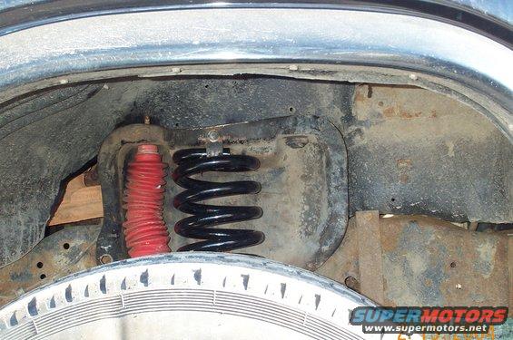 quad-001.jpg 6"springs with quad shock towers installed