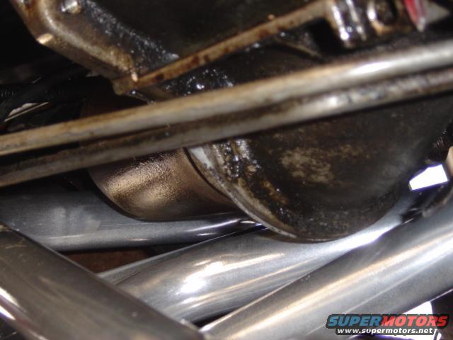 h01d-hdrpsgstrtr.jpg Starter looks like it will require header removal for access. A heat shield might also be a good idea.