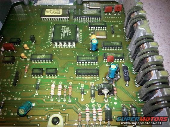 20150921_162439.jpg ford bronco 5.8l cpu bad  capacitor = hard to start when it rains