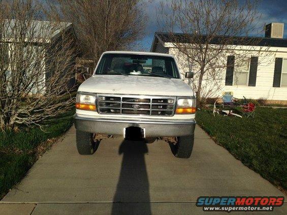 White 1995 Ford F-250 front view
