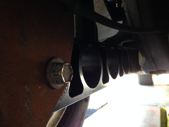 Metco Watts link installed on a vehicle's rear axle