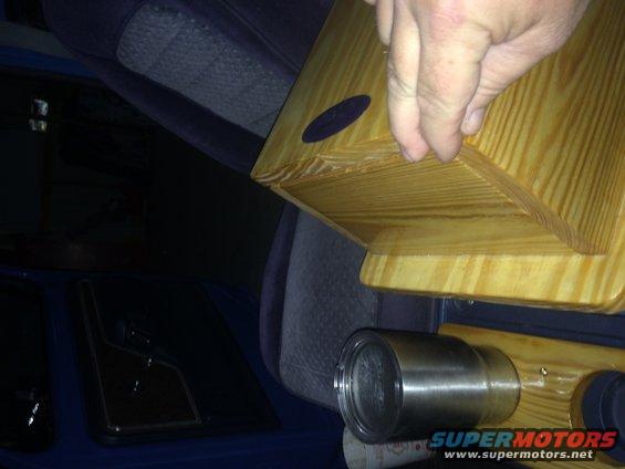 Lifting by the lid of the upper, opens the whole lid. It is tightly fitted with adjustments to the secret latch.  No play in the upper lid.  