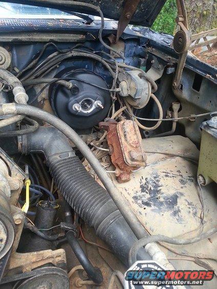 tried to pull a fast one and reuse my old master cylinder. I read that the newer models can use the 1 ton booster with the 1/2 ton cylinder. not in my case. the mounting points on the 1 ton booster are wider in my case.