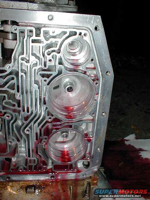 After pulling the valve body and servos