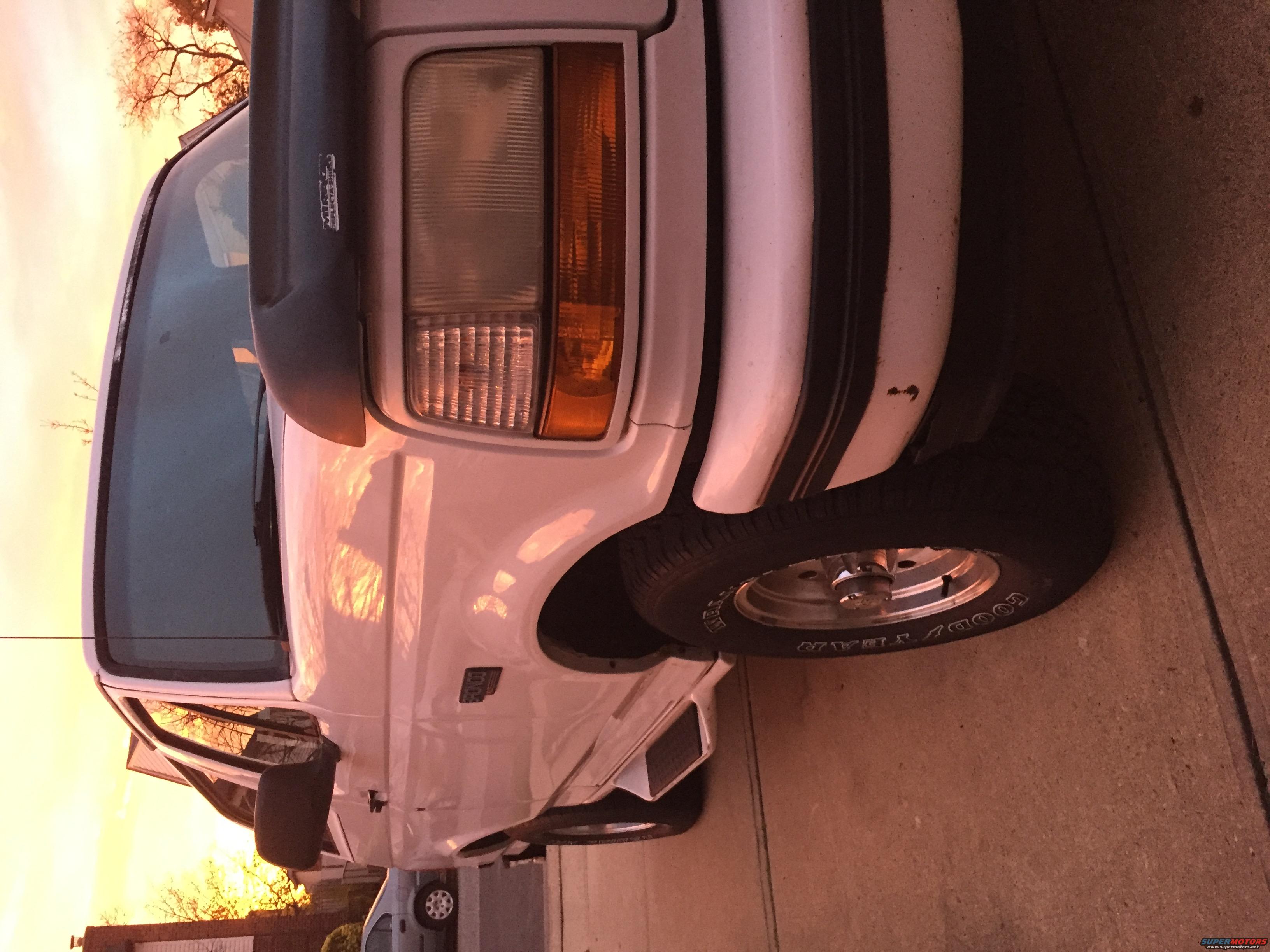 1995 Ford Bronco photo