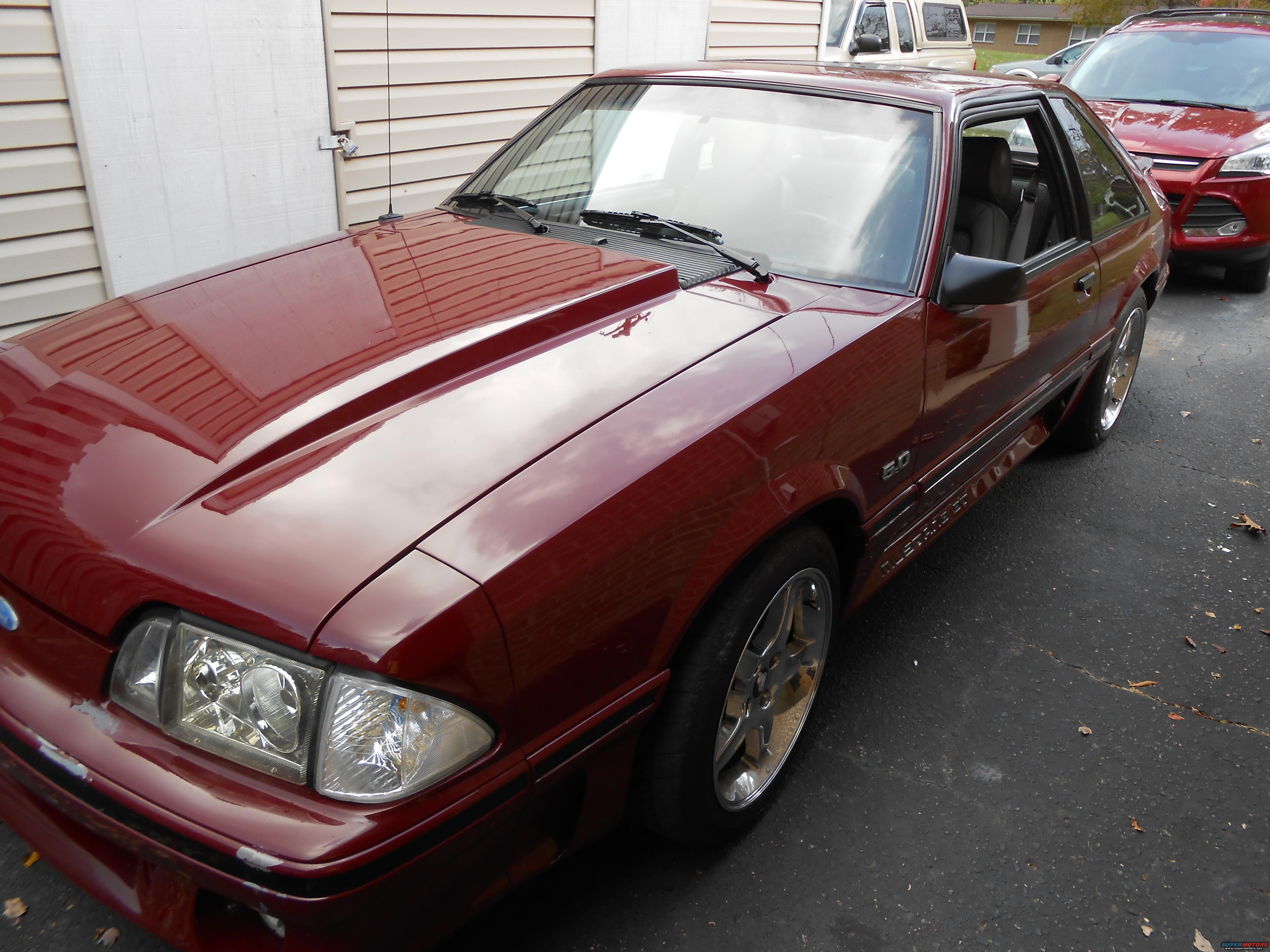 1987 Ford Mustang photo