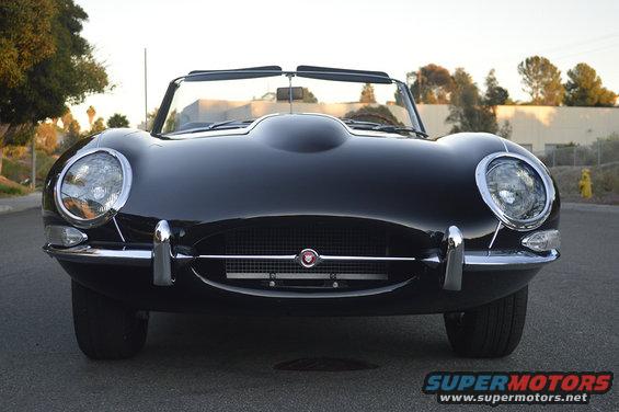 _dsc3010.jpg 1967 Jaguar XKE Series 1 4.2 Liter Roadster - Exterior 4 (Photo by Lance C. Yarema / www.classicshowcase.com)