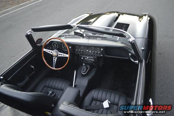 1967 Jaguar XKE Series 1 4.2 Liter Roadster - Interior 2 (Photo by Lance C. Yarema / www.classicshowcase.com)