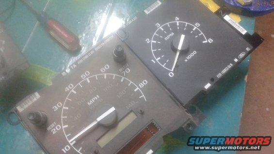 Speedometer and tachometer gauges with Ford logo
