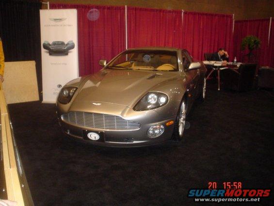 Asrton Martin Vanquish