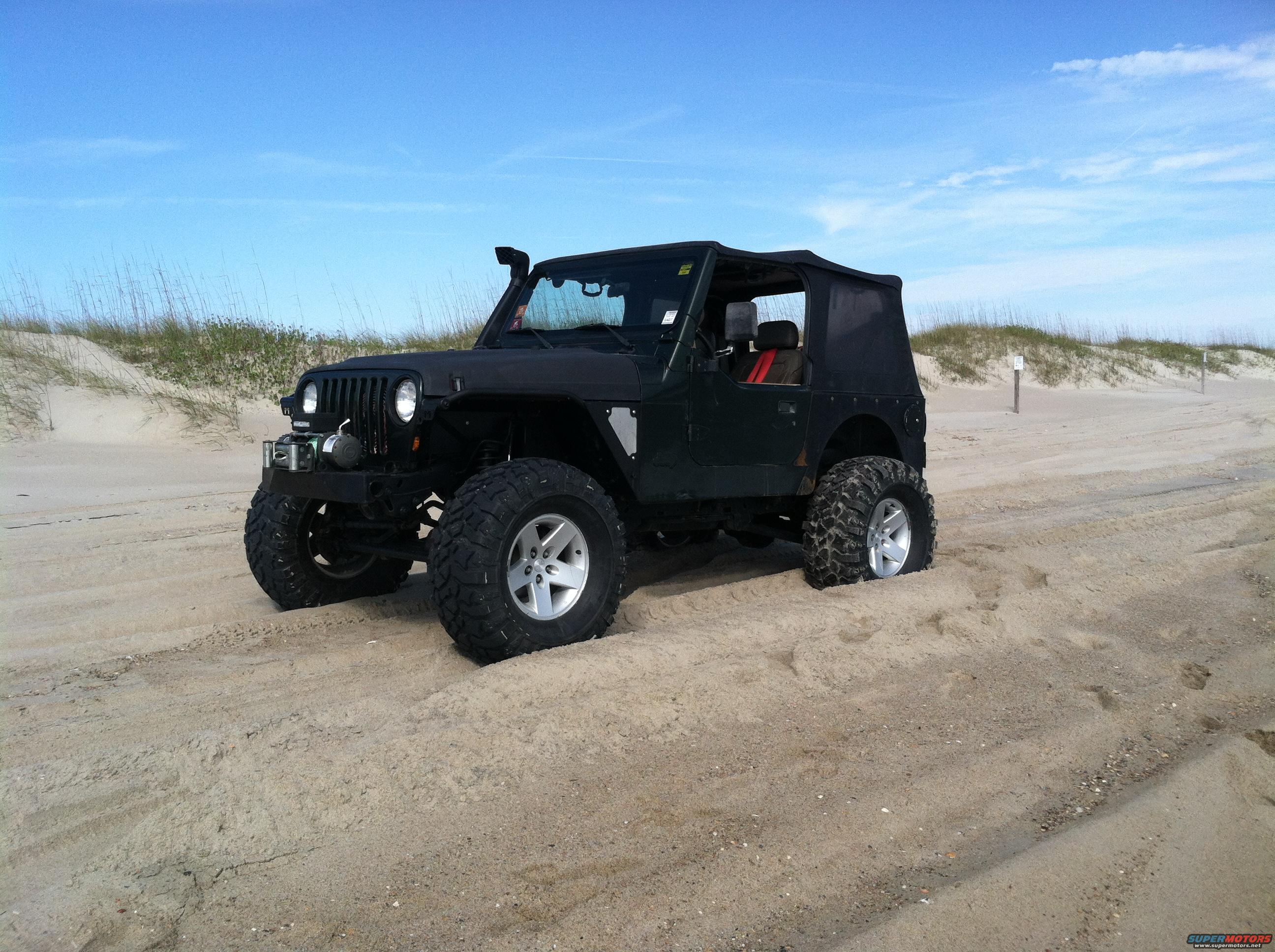 1991 Jeep Comanche photo