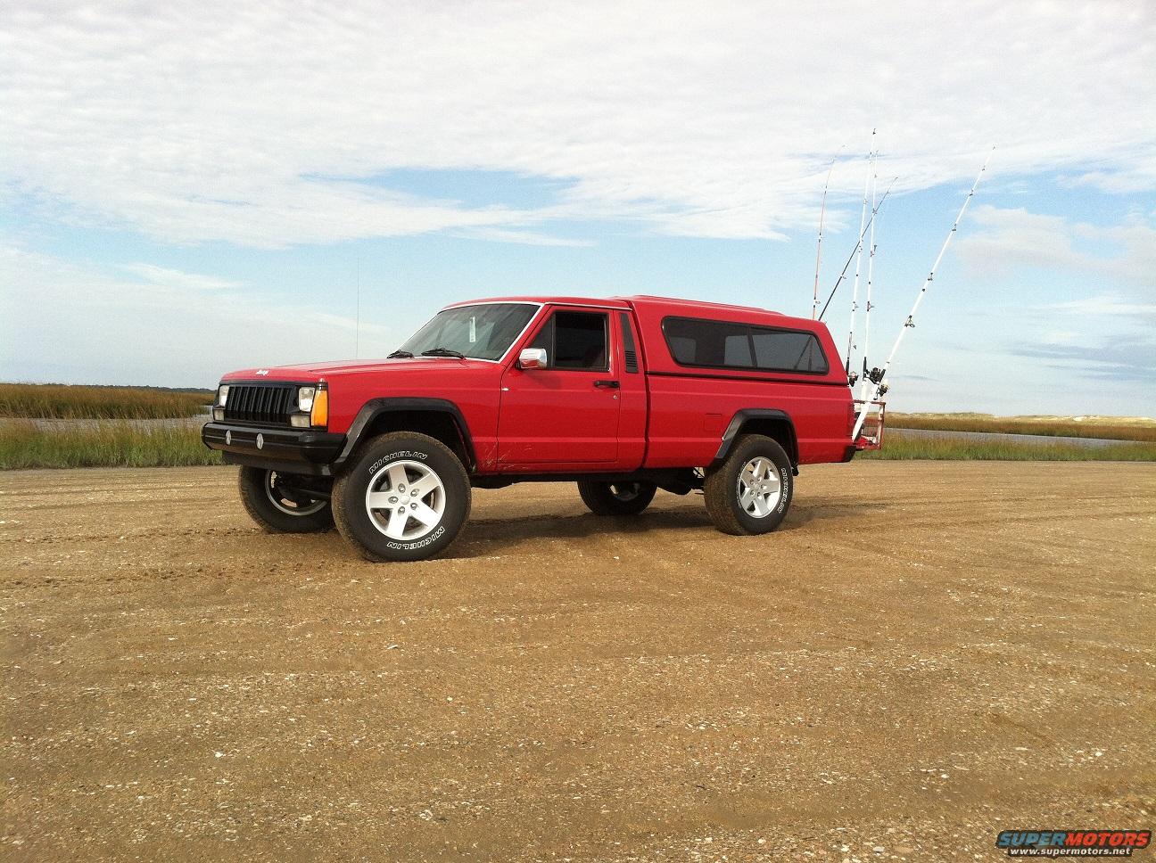 1991 Jeep Comanche photo