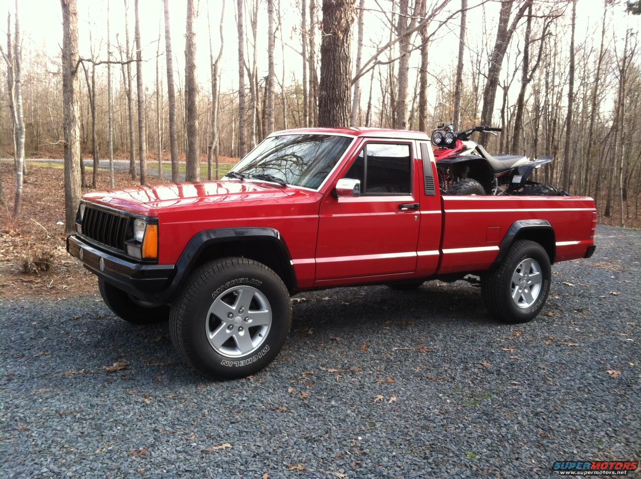 1991 Jeep Comanche photo