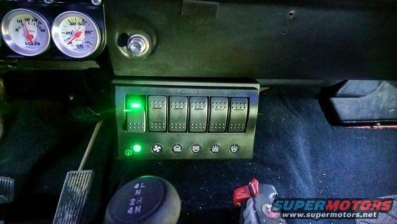 img_20160227_185032.jpg Switchbox