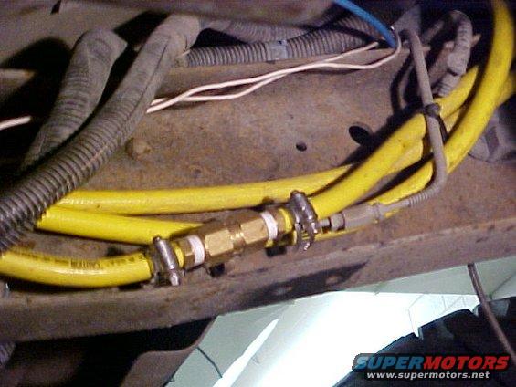 mvcdiaphram-type-one-way-valve.jpg diaphram type one way valve