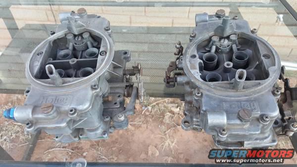 holley-4100-carbs-1.jpg