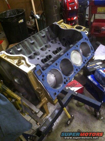 img_0749.jpg wrong way head gasket