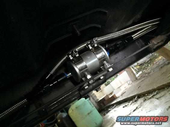 img_2941.jpg Fuel filter mounted and return line connected.