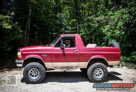 20160606_bronco_topless_xlowres_logo20.jpg