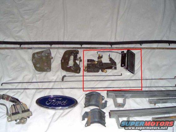 Latch handle, center plate and rods sold