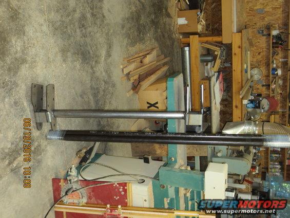 293.jpg Sky Manufacturing OBS shackle reversal kit for 85-91 trucks. (fits 80-91 frame horns)