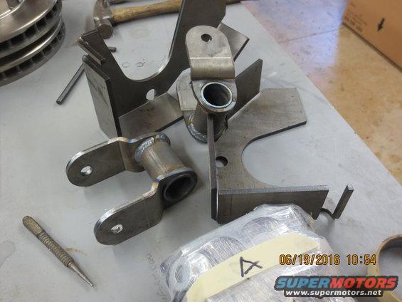 Sky Manufacturing shackles with the weld in box pieces for the front crossmember