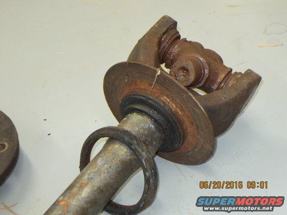 orientation of seals for axle stub shafts. the difference between 30 spine and 35 spline is nuts. If you're rebuilding an axle and have the funds 35 spline is the way to go. 