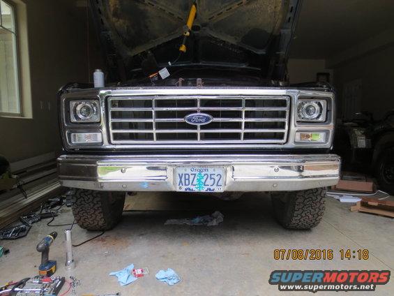 345.jpg HID's installed and new blinkers to go with it. overall I am very happy with the kit, and these light up the night sky!