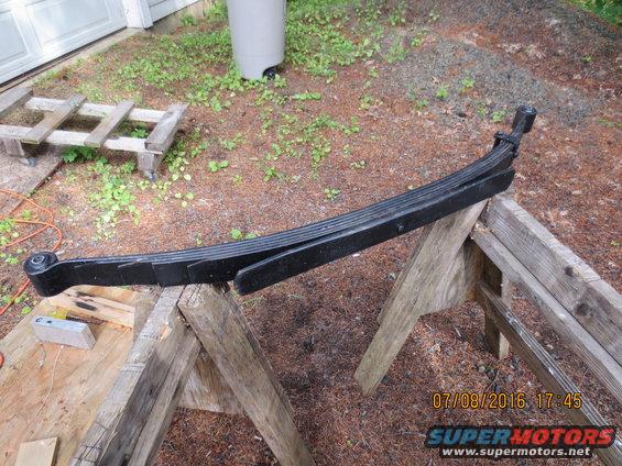 Leaf spring on sawhorses