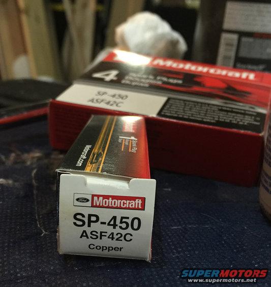 Motorcraft SP-450 ASF42C copper spark plug box