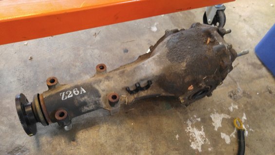 4eat_rear_diff.jpg