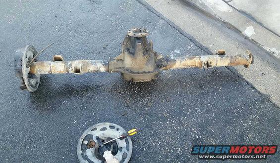 Ford Bronco rear axle assembly with drum brake components