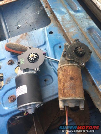 img_1570.jpg Motor and switch not working on the tailgate. Replaced the motor.