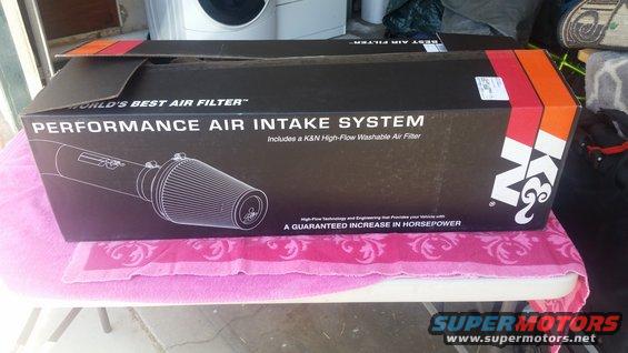 Box for K&N Performance Air Intake System, shows diagram of intake and filter