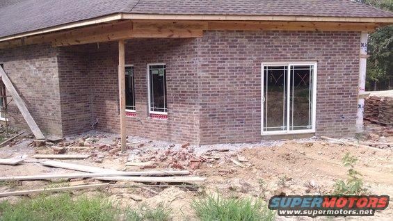 img_20160803_160652183.jpg The South & SW sides' brick is done.