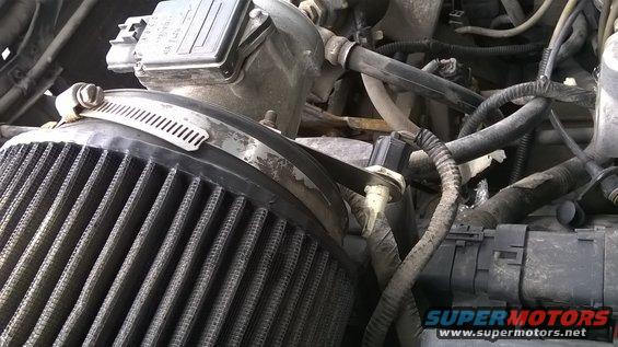 nasty k&n, note the ACT sensor hanging out in open air