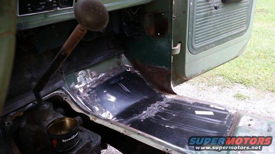 1978 Ford Bronco interior floor with shifter and door open