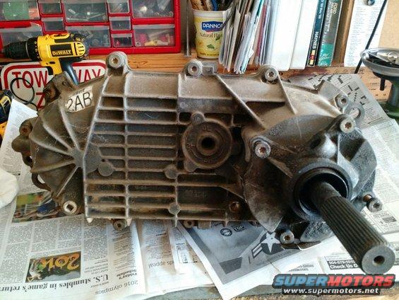 img_20160813_1605403531600x1200.jpg Borg Warner 13-56 manual transfer case out of an F-150, not sure exactly what year, assuming it's a mid 90's. Case is in great condition. I'll be using this as a replacement for my existing t-case that is making some scary sounds.

Use of the pick up transfer case will require the swapping of the tailshaft (pickup is longer)