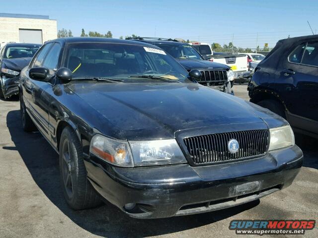2003 Ford Crown Victoria photo