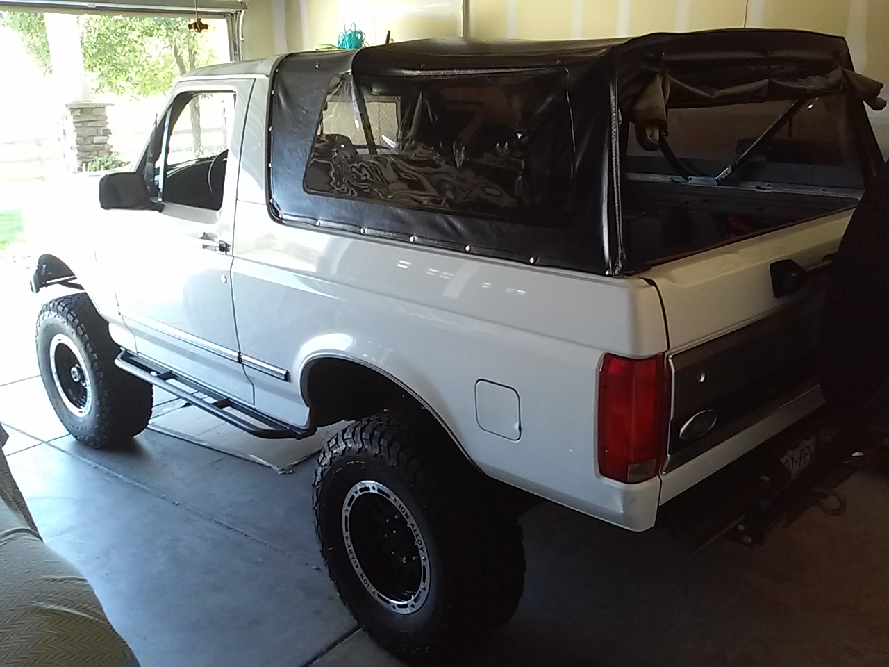 1995 Ford Bronco photo