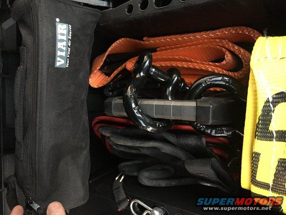 Black bag with VIAIR logo, orange tow strap, and black shackles