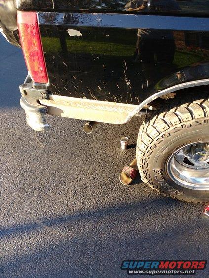 Here's the first tailpipe installed, both will jet out behind the rear wheels. My original plan was to have a lightning-style dual exhaust right before the real wheel, but it wasn't feasible with my dual cats and long muffler.