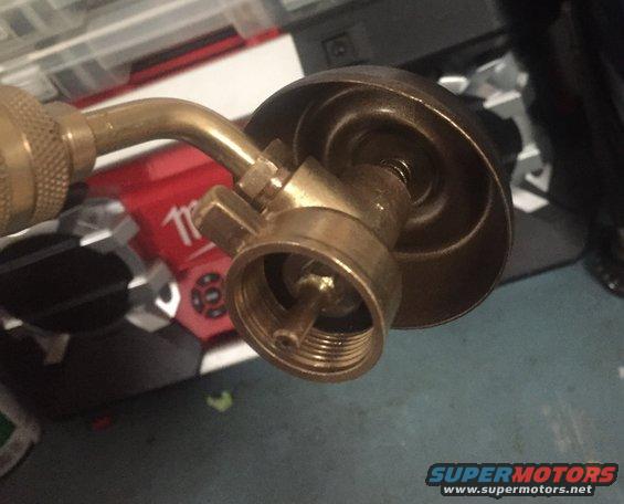 Brass propane torch fitting with threaded connection