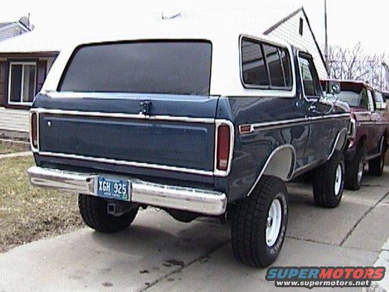 78broncobluemikesunderps.jpg Rear view