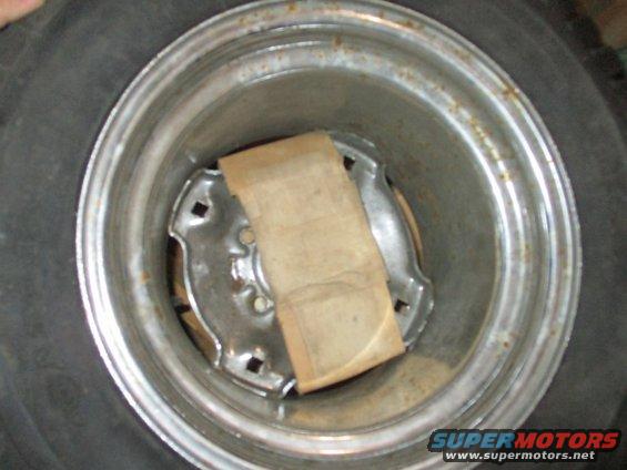 Wheel hub with paper covering the center