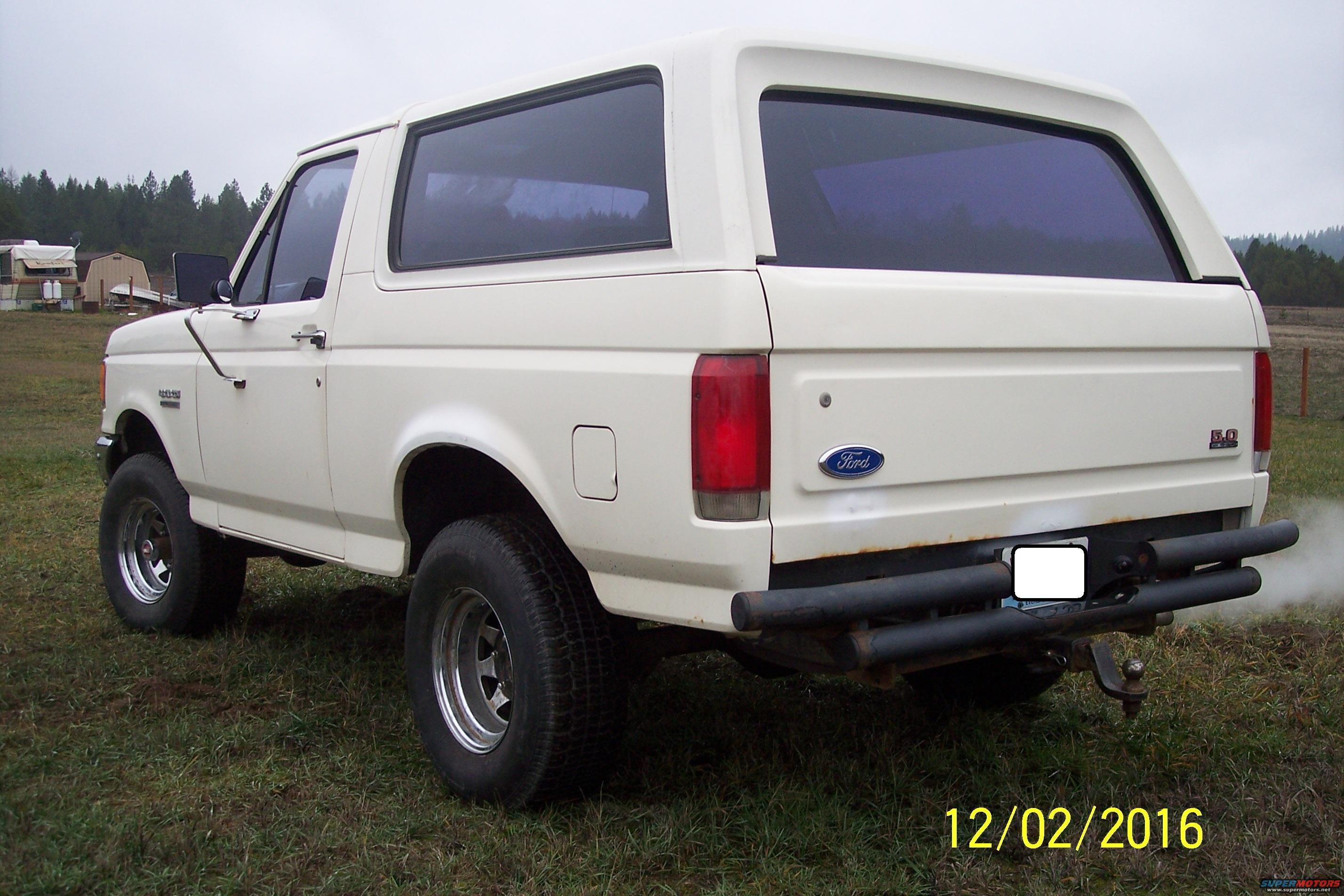 1990 Ford Bronco photo