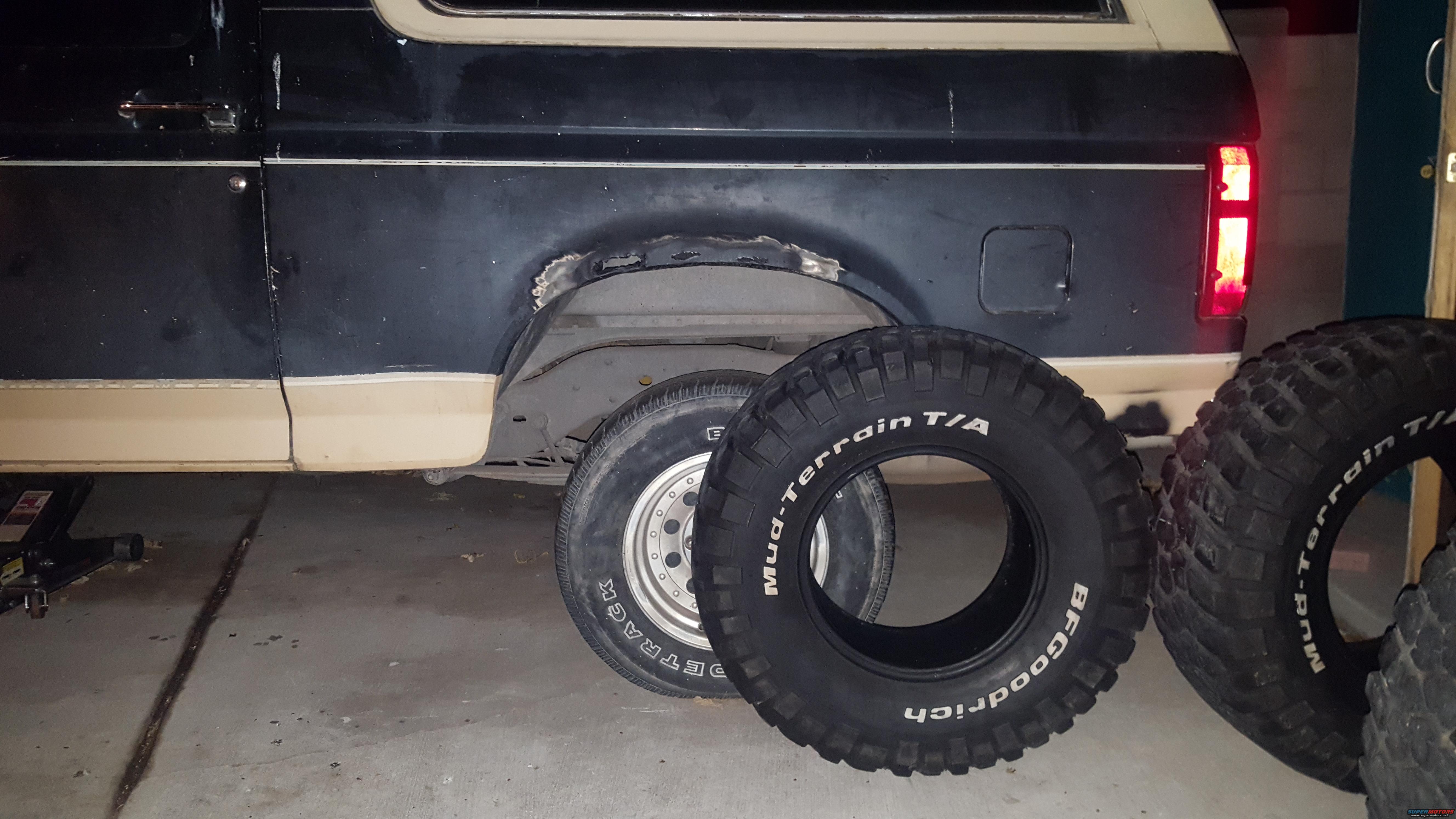 1991 Ford Bronco photo