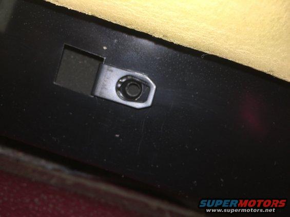 img_1320.jpg Speed nut in the bench seat cup holder hole