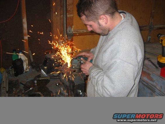 img_0463.jpg Dave grinding away